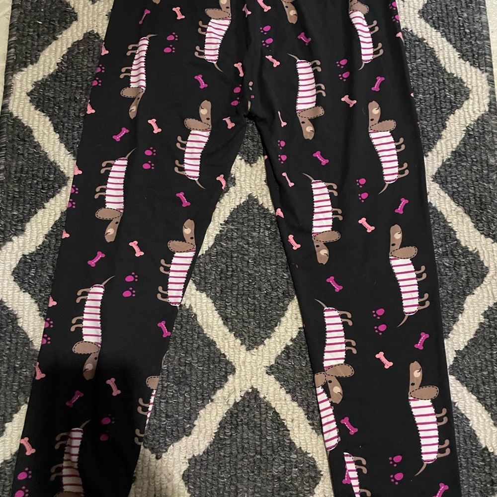 Leggings Depot Leggings with Pink Dachshund Design